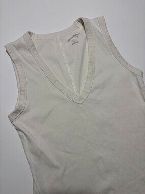 UNIVERSAL THREAD WHITE CLOUD NINE CLASSIC COTTON V-NECK TANK TOP